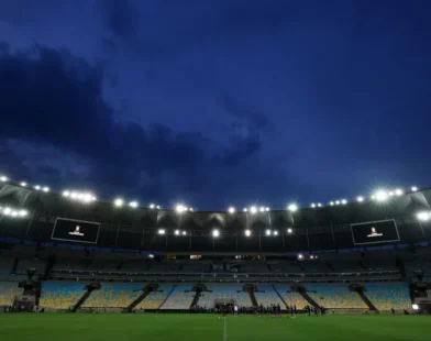 Gramado do Maracanã inicia processo para ser 'nota 4 de 5' em padrão Fifa