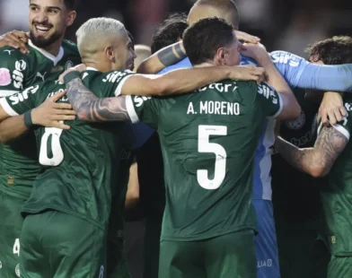No Palmeiras, problema de 2025 se repete em 2026 em ataque com menos opções