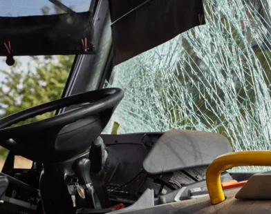 Ônibus com delegação do Águia-PA sofre acidente e uma pessoa morre