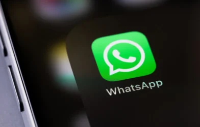 Perfis do WhatsApp devem ganhar foto de capa, e testes começaram no iPhone