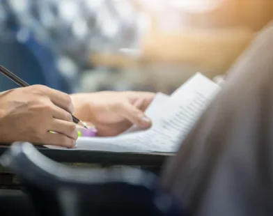 Salários de até R$ 30 mil: os concursos previstos para 2026