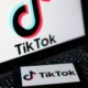 TikTok chega a acordo em processo sobre dependência das redes sociais
