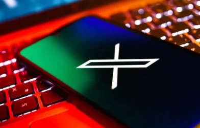 Venezuela começa a liberar acesso à rede X após bloqueio imposto em 2024