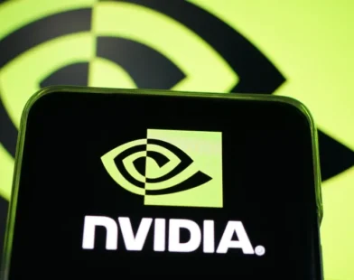 Dassault e Nvidia firmam parceria para plataforma industrial de IA com gêmeos virtuais