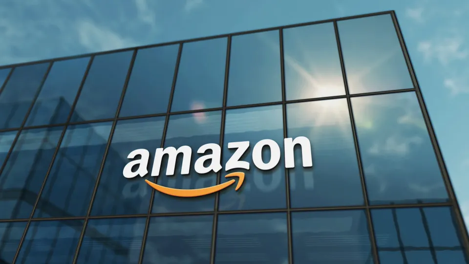Amazon está desenvolvendo smartphone com IA integrada