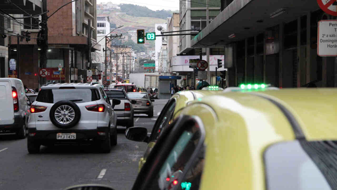 Trânsito terá mudanças em Juiz de Fora a partir de domingo por causa de procissões da Semana Santa