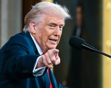 Trump diz que Irã não deve participar da Copa por 'sua própria vida e segurança'