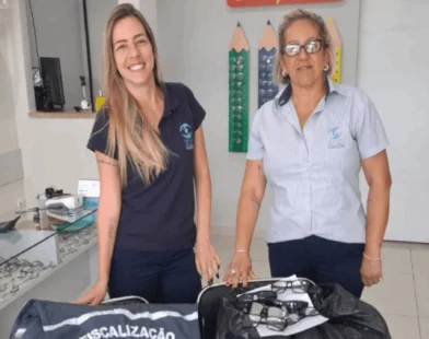 Armações de óculos foram doadas pela Prefeitura de Juiz de Fora à Associação dos Cegos