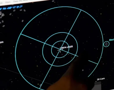 Asteroide a caminho da Terra pode acertar a Lua