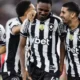 Botafogo deixa de lado a saída de Textor e foca no Internacional pelo Brasileirão