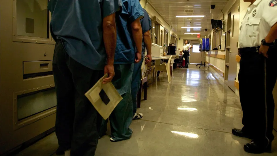 Brasileiros são presos nos EUA sob a suspeita de fraude contra imigrantes