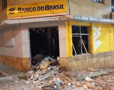 agencia do banco do brasil explode Guidoval