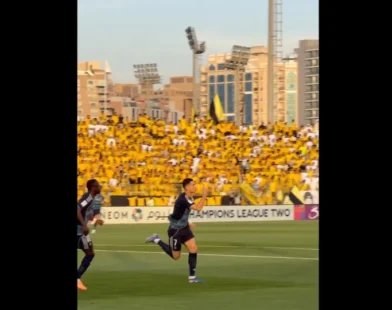 Cristiano Ronaldo chega a 969 gols e gesto em comemoração deixa dúvida