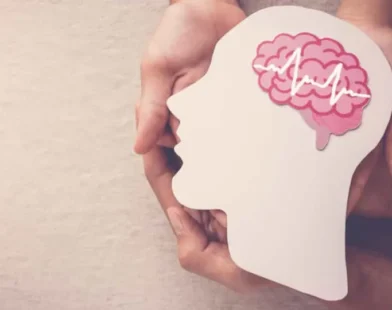 Dose dupla de vacina contra gripe pode reduzir em 20% as mortes de pacientes com histórico de AVC