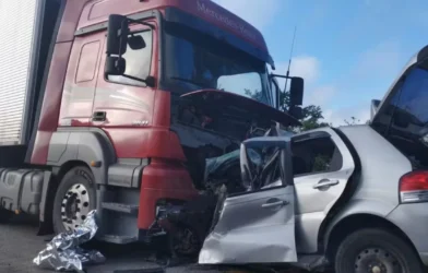 acidente br-251 minas gerais