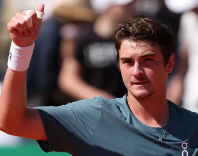 Fonseca vence mais uma e terá número 6 pela frente no ATP de Munique