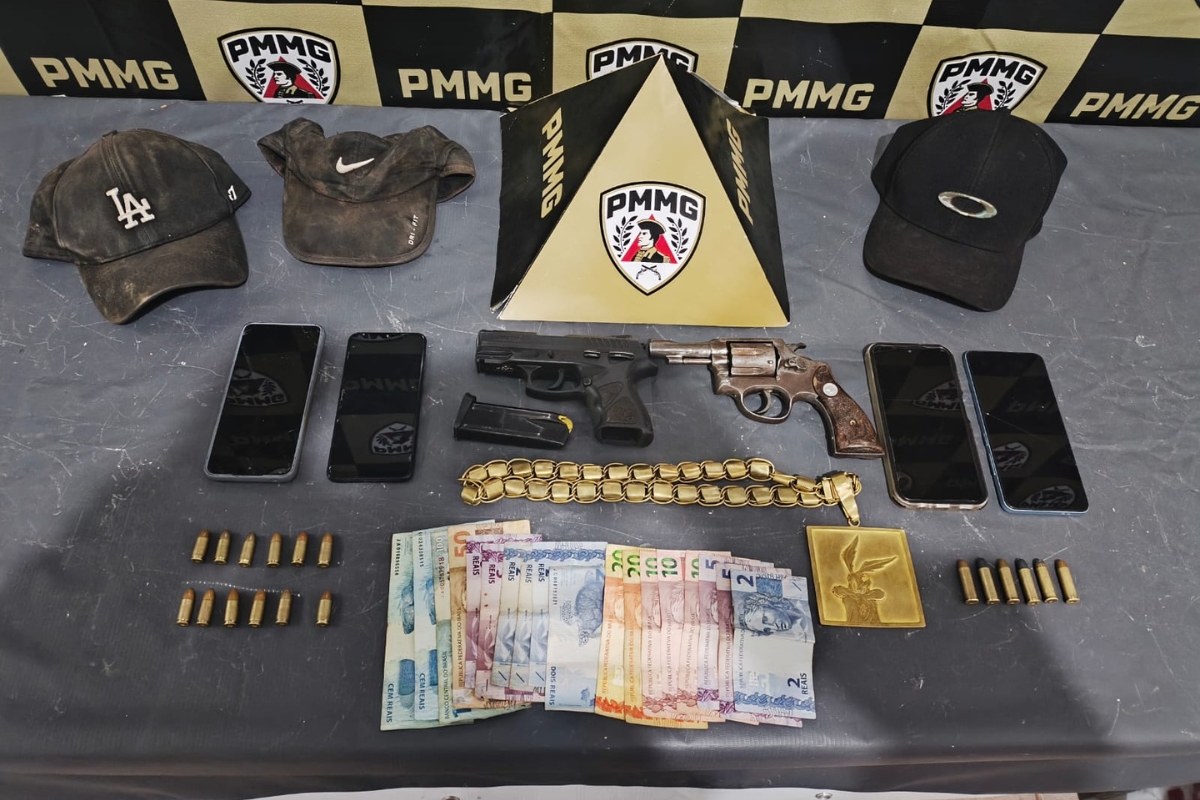 Homens são presos por suspeita de roubo a posto de combustível e a residência