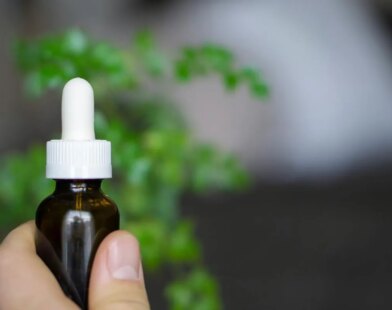 Justiça determina fornecimento de canabidiol a criança com microcefalia e epilepsia