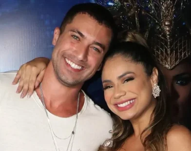 Lexa diz evitar cenas de beijo de Ricardo Vianna na TV: 'Pulo todas'