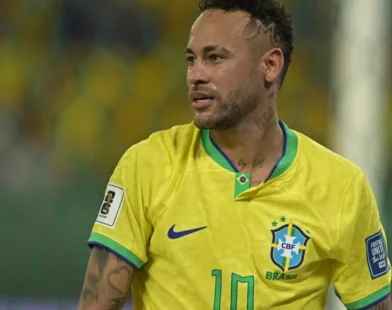 Maioria dos brasileiros defende Neymar na Copa, aponta Datafolha