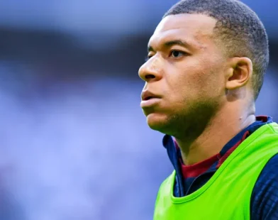 Na última Copa de Messi e Cristiano Ronaldo, Mbappé busca assumir o trono