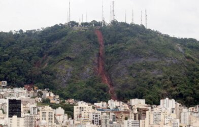 'Não é possível realizar a desinterdição dos imóveis localizados no sopé do Morro do Cristo', aponta laudo