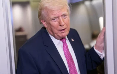 Tribunal barra ordem de Trump que restringia pedidos de asilo na fronteira