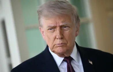 Trump ataca Papa, chama OTAN de “tigre de papel” e mira Meloni