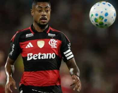 Flamengo renova com Bruno Henrique até 2027: 'Começo de uma nova era'