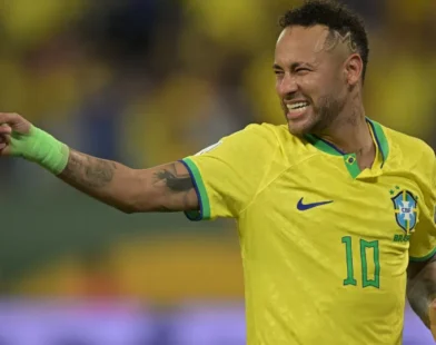 Incerteza na Copa, Neymar supera Ancelotti em confiança no país, diz Ibope