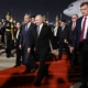Putin chega à China para visita de Estado dias após partida de Trump