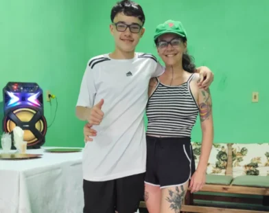 mariana neves com o filho dia das maes juiz de fora