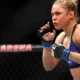 Ronda Rousey finaliza luta em 17 segundos no retorno das lendas do MMA feminino