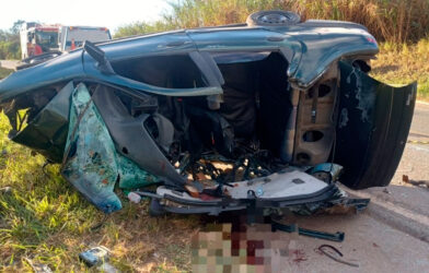 Acidente mata duas pessoas e deixa criança gravemente ferida