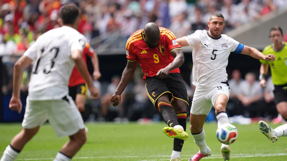 Bélgica busca o empate e evita derrota na estreia da Copa contra o Egito