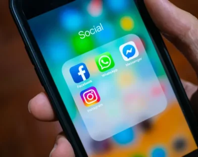 Europa obriga Meta a reabrir WhatsApp a assistentes de IA de terceiros