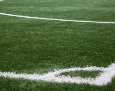 Fifa tira spray dos árbitros na Copa após batalha com inventor brasileiro
