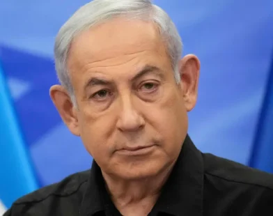 Israel ignora apelo de Trump, retalia contra Irã e enterra cessar-fogo
