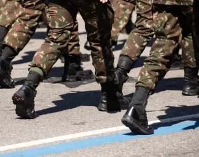 Justiça dos EUA decide que proibição de militares trans é inconstitucional