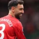 Manchester United 'quebra o cofre' para renovar com Bruno Fernandes