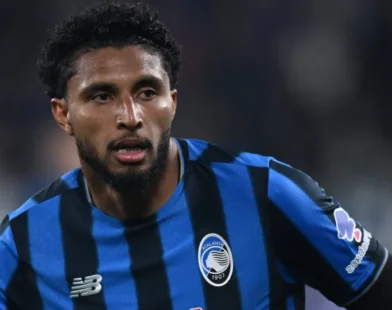 Volante na vaga de Wesley, Éderson chega aos EUA